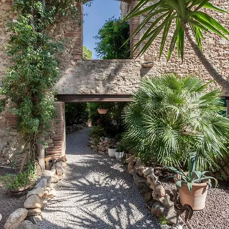 Les Du Mas Peu Del Causse Guest house